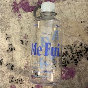 Me fui nalgene water bottle